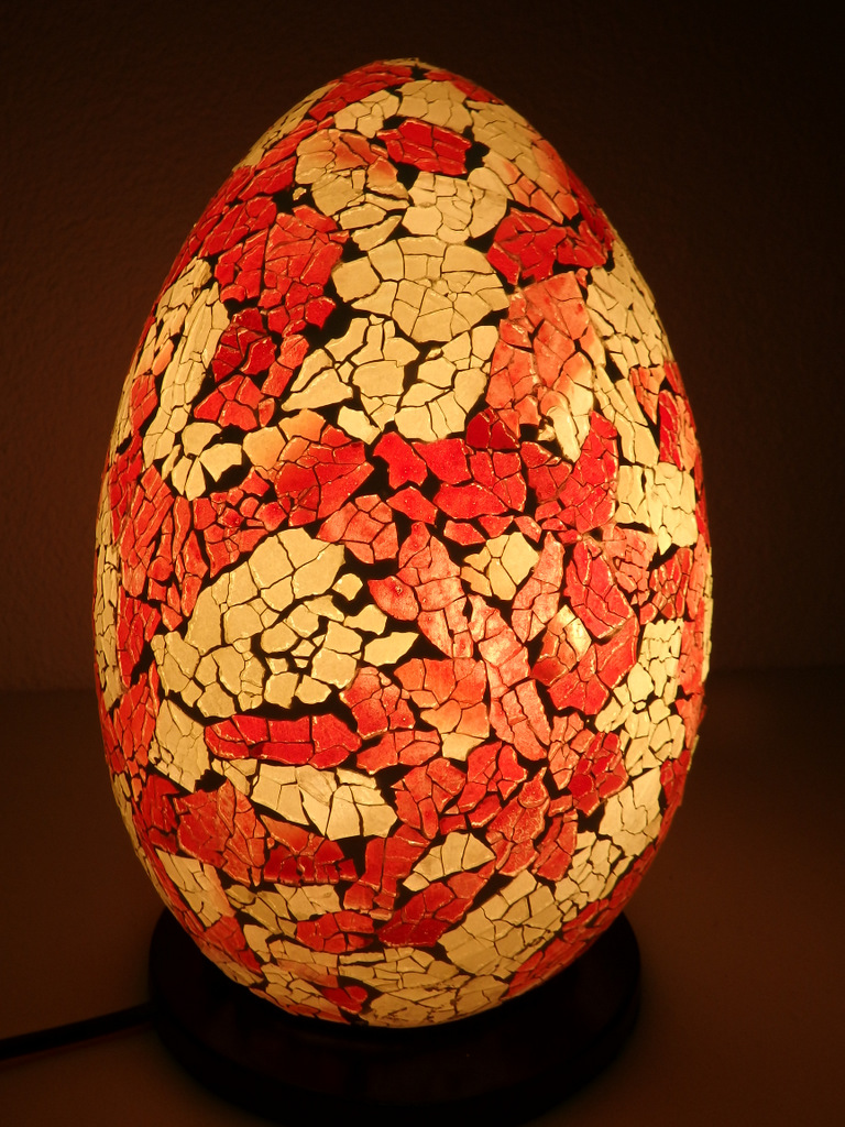 stolná lampa EGG- červená, ručná práca, mozaika