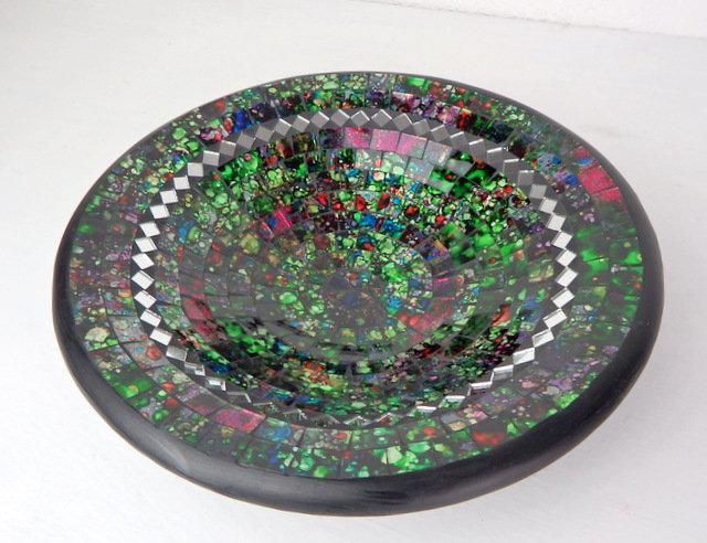 Misa zelená, okrúhla, ručná mozaika