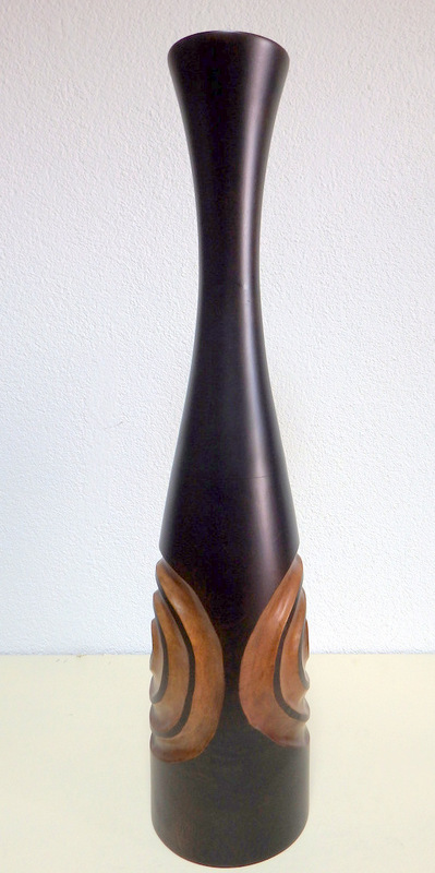 Váza SPIRAL čierna , mangové drevo, ručná práca, Thajsko