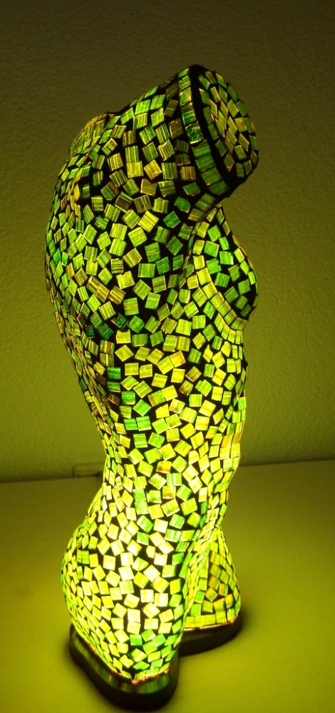 Stolná lampa zelená MEN BODY, 41 cm,  ručná práca, mozaika