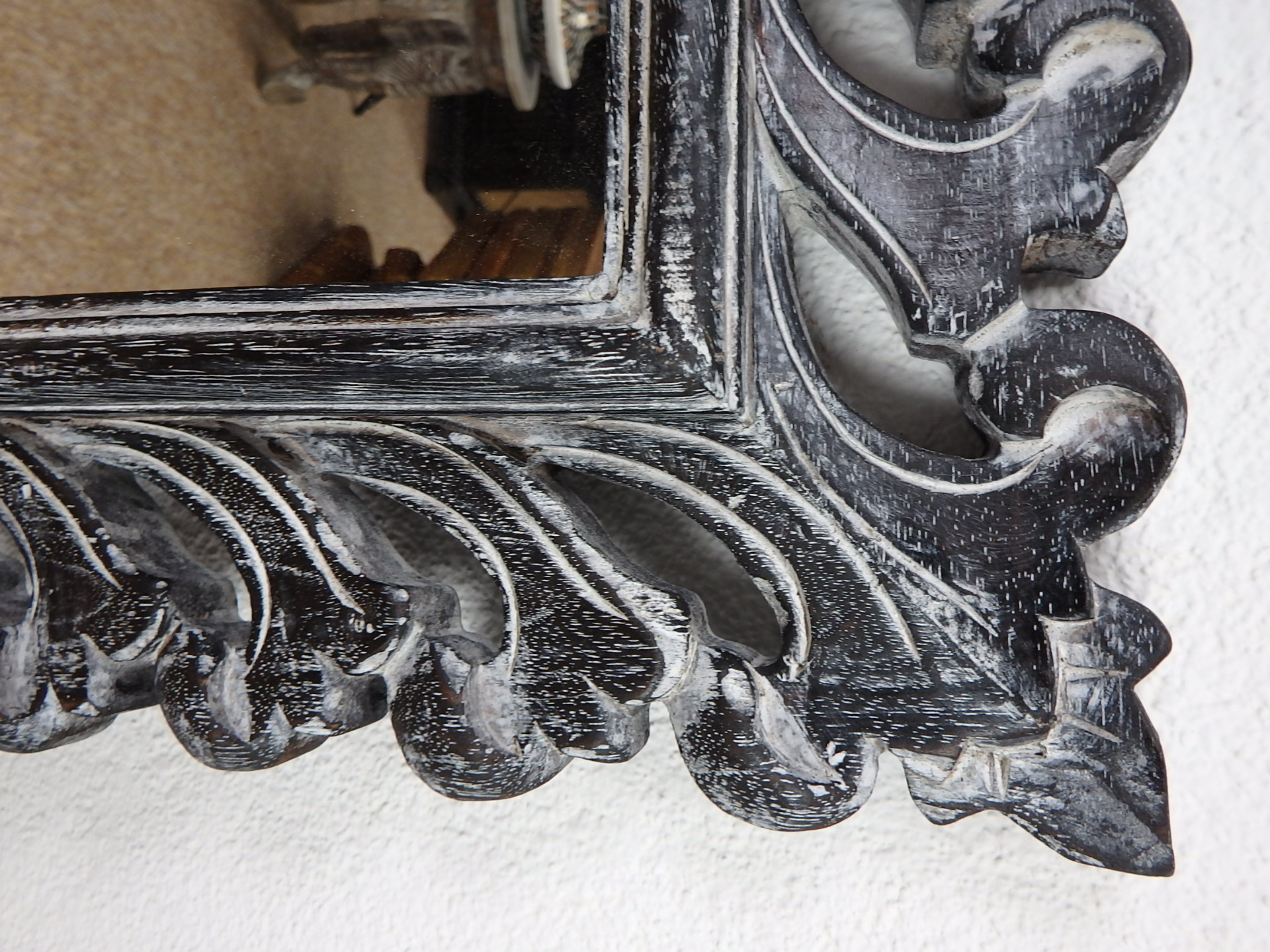 Zrkadlo PRINCESS, čierne, exotické drevo, ručná práca, 80x60 cm