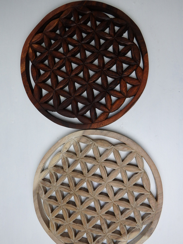 Dekorácia na stenu MANDALA kvet života, okrúhly, exotické drevo, ručná práca, 40 cm