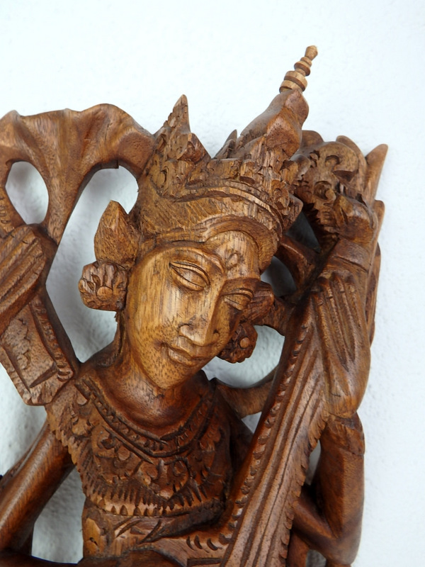 Soška SARASWATI hnedá, tropické drevo, ručná práca, 50 cm