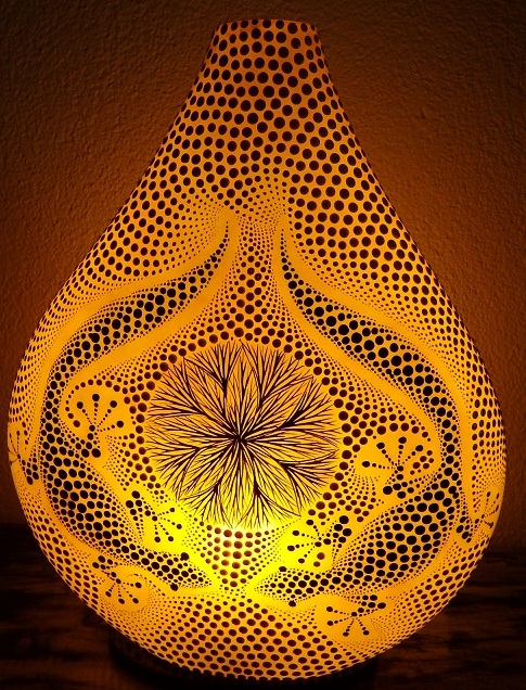 Stolná lampa Mandala žltá GEKO, ručne maľovaná obojstranne, 40 cm