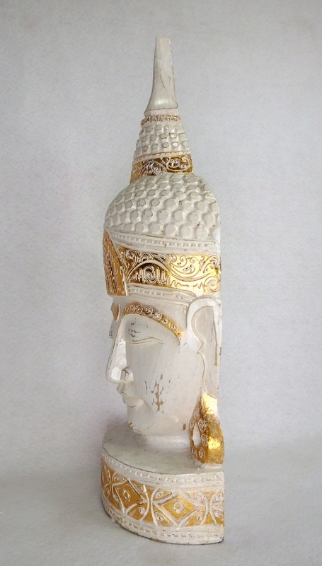 Soška BUDHA hlava biela/zlatá, exotické drevo, ručná práca