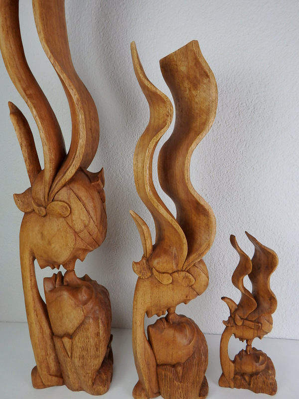 Socha BOZK, ručná práca, exotické drevo 