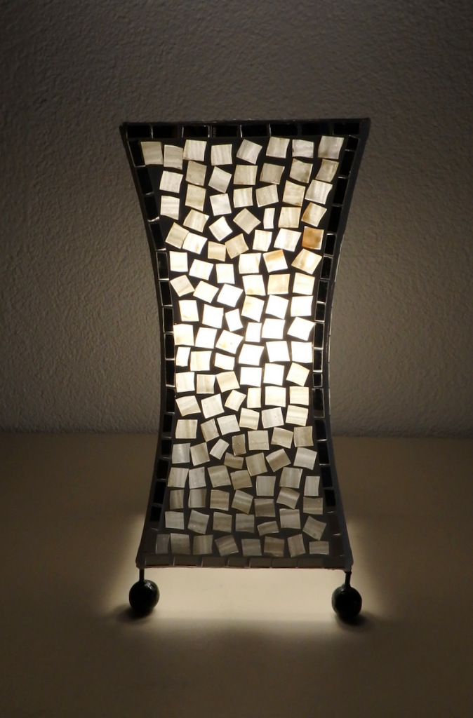 Stolná lampa  biela DEWI,30 cm,  ručná práca, mozaika