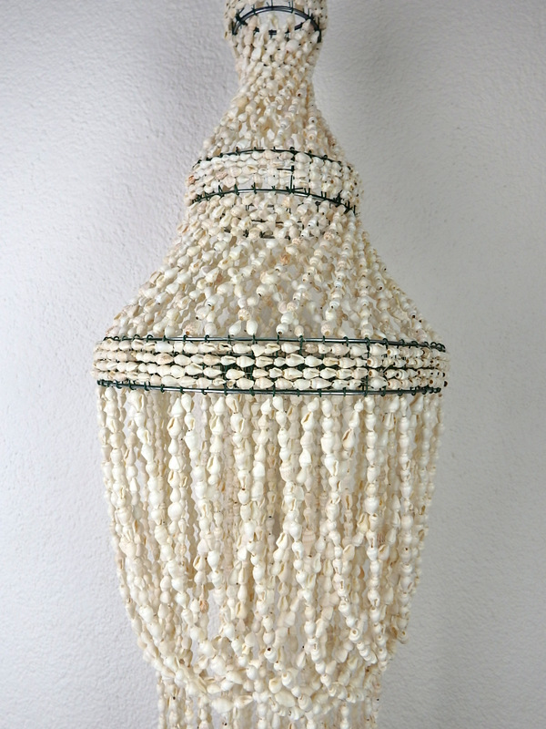Luster biely z pravých mušlí 80 cm