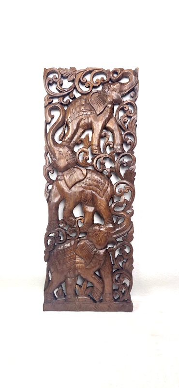 Drevená teaková nástenná dekorácia - ručne vyrezávané slony , teak 35x90 cm