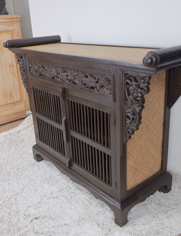 Skrinka do obývačky SURABAYA , hnedá, exotické drevo, ručná práca, Thajsko