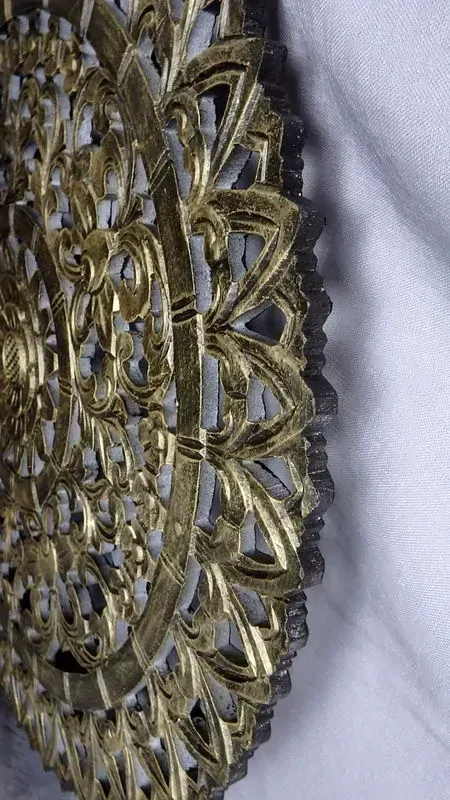 Závesná dekorácia MANDALA zlatá patina, 60 cm, drevo