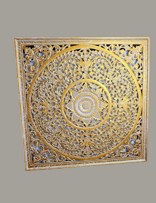 Mandala zlatá - 110x110cm, ručná drevorezba, exotické drevo