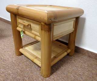 Drevený nočný stolík BAMBOO béžový