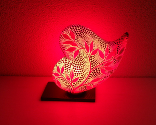 Stolná lampa červená SRDCE, 30 cm, obojstranne ručne maľovaná 
