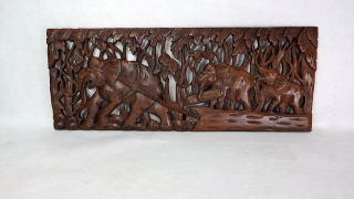 Dekorácia na stenu Slony, teakové drevo, ručná práca, 35x90 cm