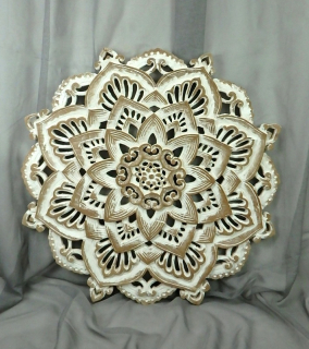 Dekorácia na stenu Mandala biela MILIA, teakové drevo, 90cm, ručná práca